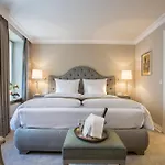 Otel Romantik Zur Glocke Trier