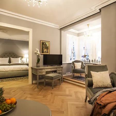 Romantik Zur Glocke Otel Trier