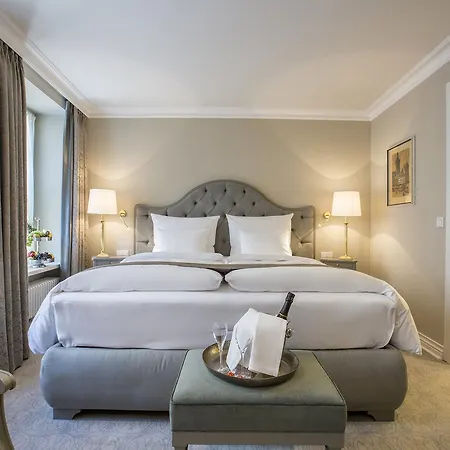 Romantik Zur Glocke Trier