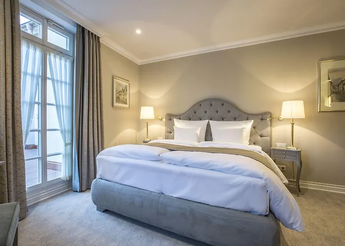 Romantik Zur Glocke Hotel