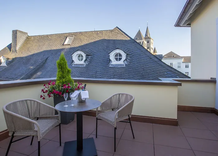 Romantik Zur Glocke Hotel 2*