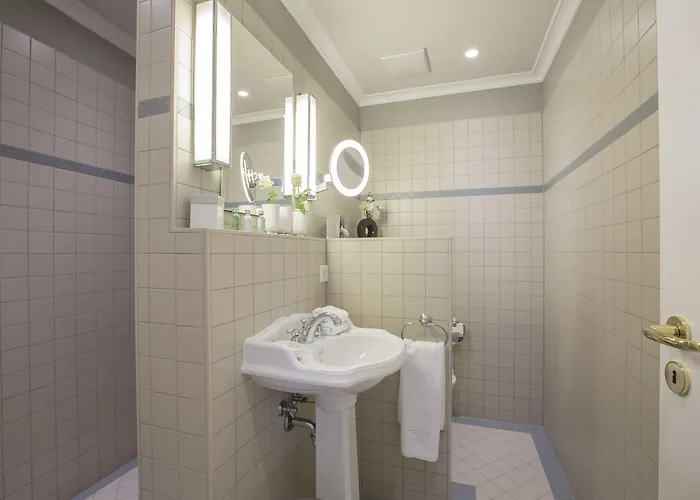 Romantik Zur Glocke Hotel Trevír