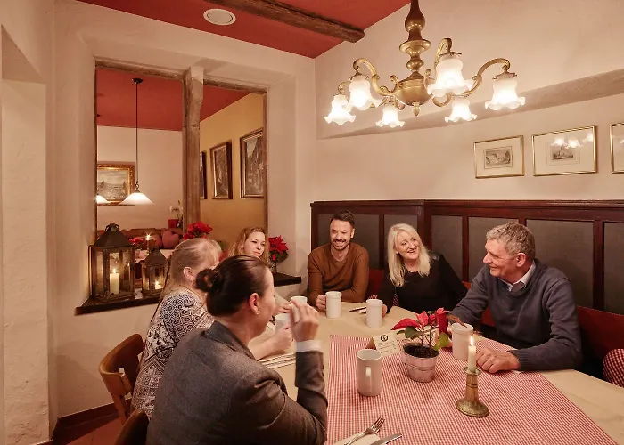 Romantik Zur Glocke Hotel 2*