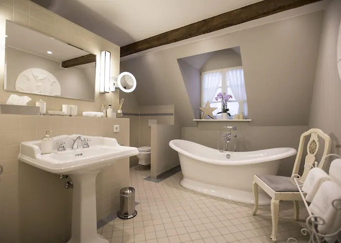 Romantik Zur Glocke Hotel Trevír